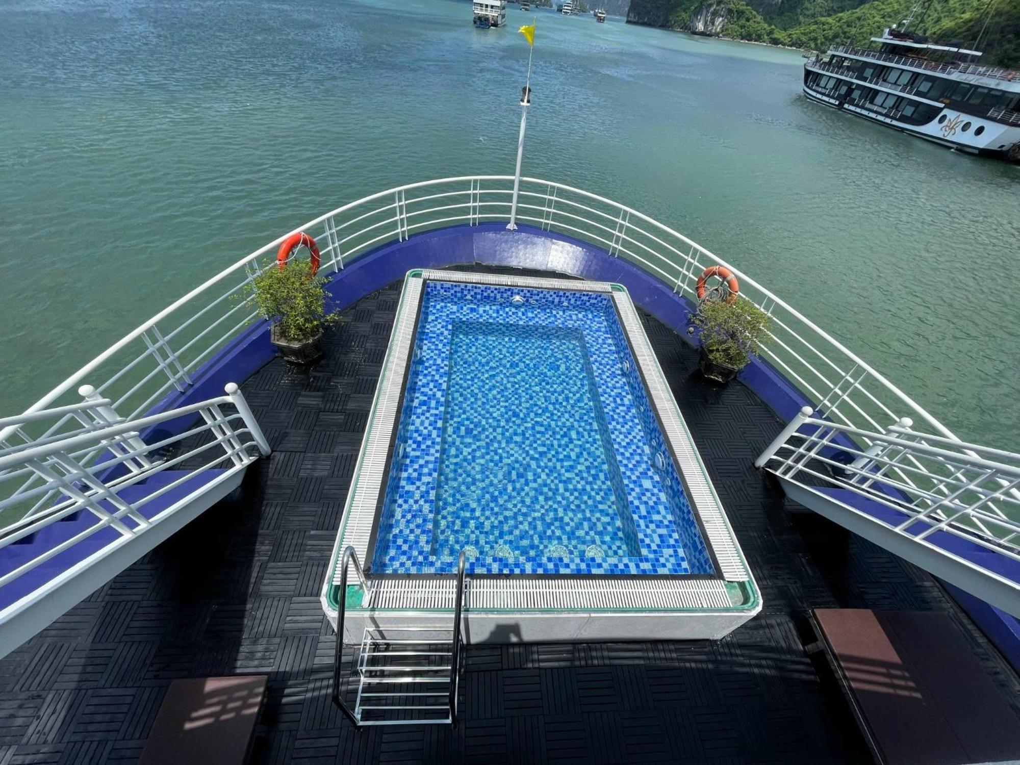 Halong Dragon Bay Cruise 호텔 하롱 외부 사진